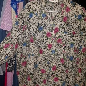 Focal Point Retro Crinkle Knit Button Front Shirt
